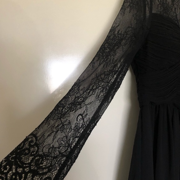 Forever New - Size 16 - Black Lace Sweetheart - Picture 2 of 4